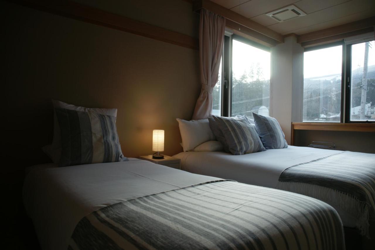 Red Fox Lodge Myoko Ngoại thất bức ảnh