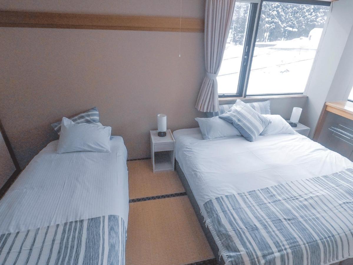 Red Fox Lodge Myoko Ngoại thất bức ảnh